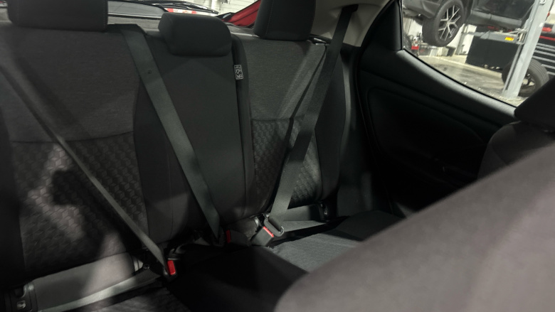 Toyota Yaris 1.5 Hybrid Design 5dr CVT Hybrid Hatchback